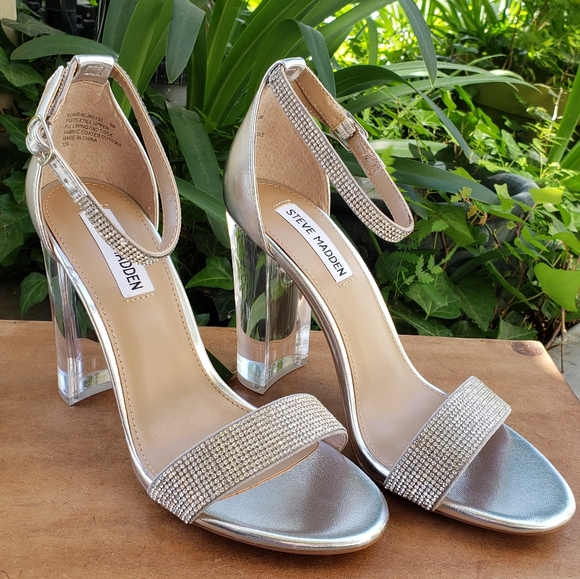 Modern Chic Steve Madden Rhinestone Sandals - Picture 2 of 14
